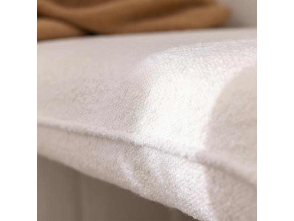 Banc en tissu blanc