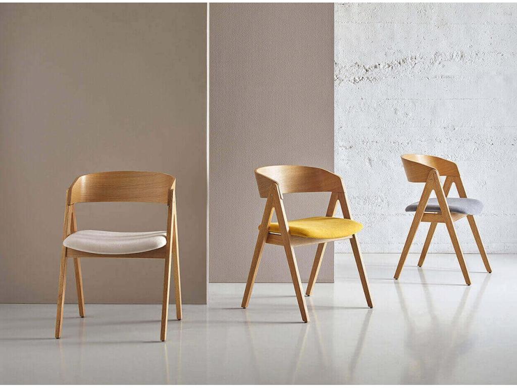 Chaise en tissu marron - dlz1766570335448