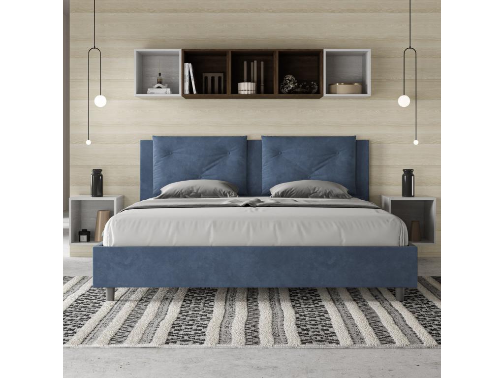 Lit bleu, 200 x 200 cm